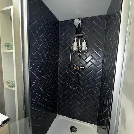 La Casa Cosy Duplex Centre ليون